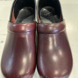 Dansko Women's Brown Leather Wedge Clogs Comfort Shoes Size 41